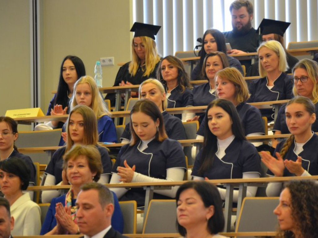 Gaudeamus igitur w tarnobrzeskiej Państwowej Uczelni Zawodowej [zdjęcia]