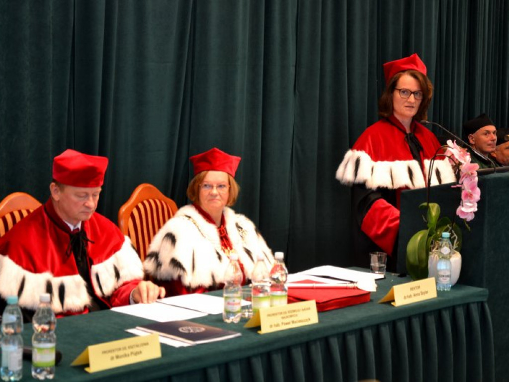Gaudeamus igitur w tarnobrzeskiej Państwowej Uczelni Zawodowej [zdjęcia]