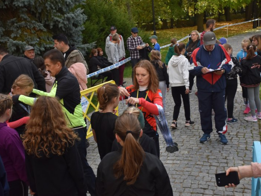 Setki uczestników wzięły udział w biegowych imprezach w Tarnobrzegu [zdjęcia]