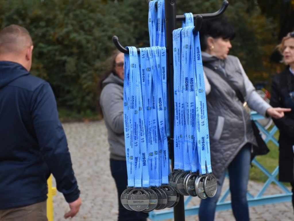 Setki uczestników wzięły udział w biegowych imprezach w Tarnobrzegu [zdjęcia]