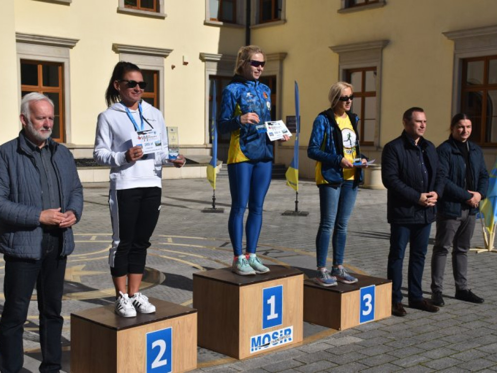 Setki uczestników wzięły udział w biegowych imprezach w Tarnobrzegu [zdjęcia]