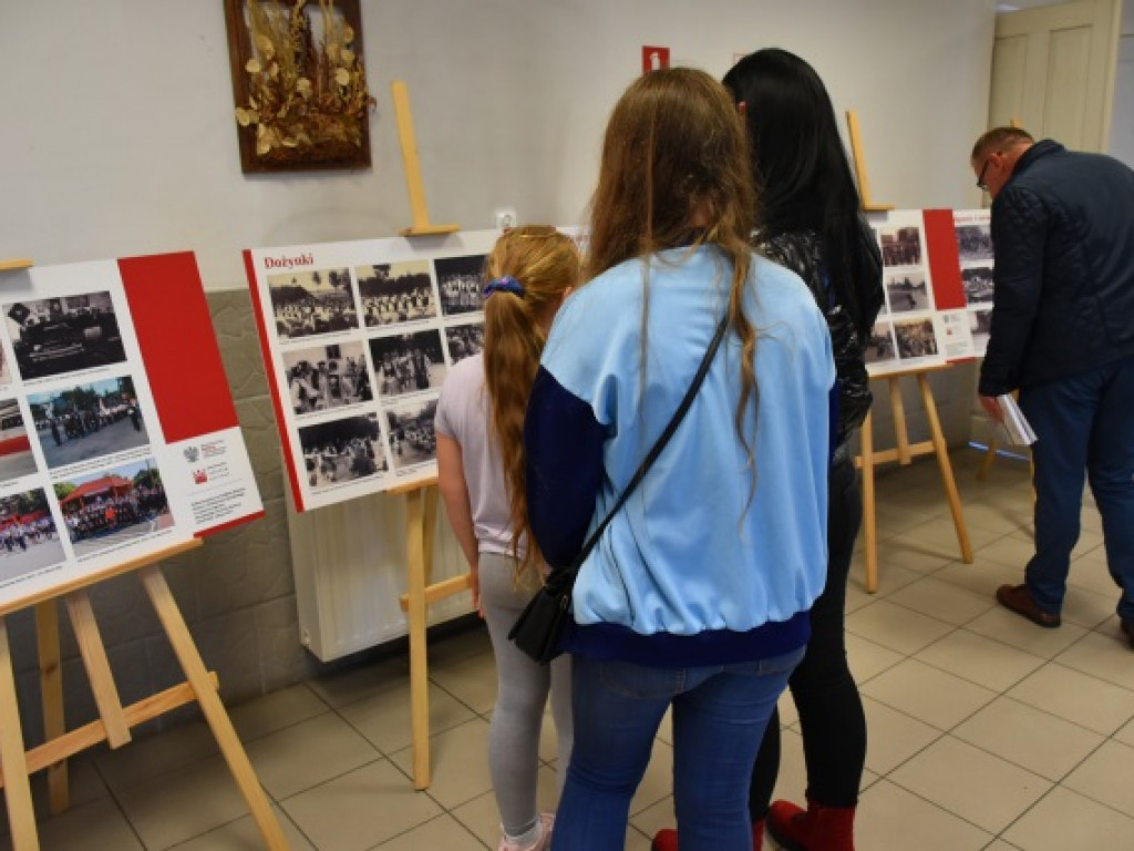 Chcą ocalić od zapomnienia dawne Sulisławice [zdjęcia]
