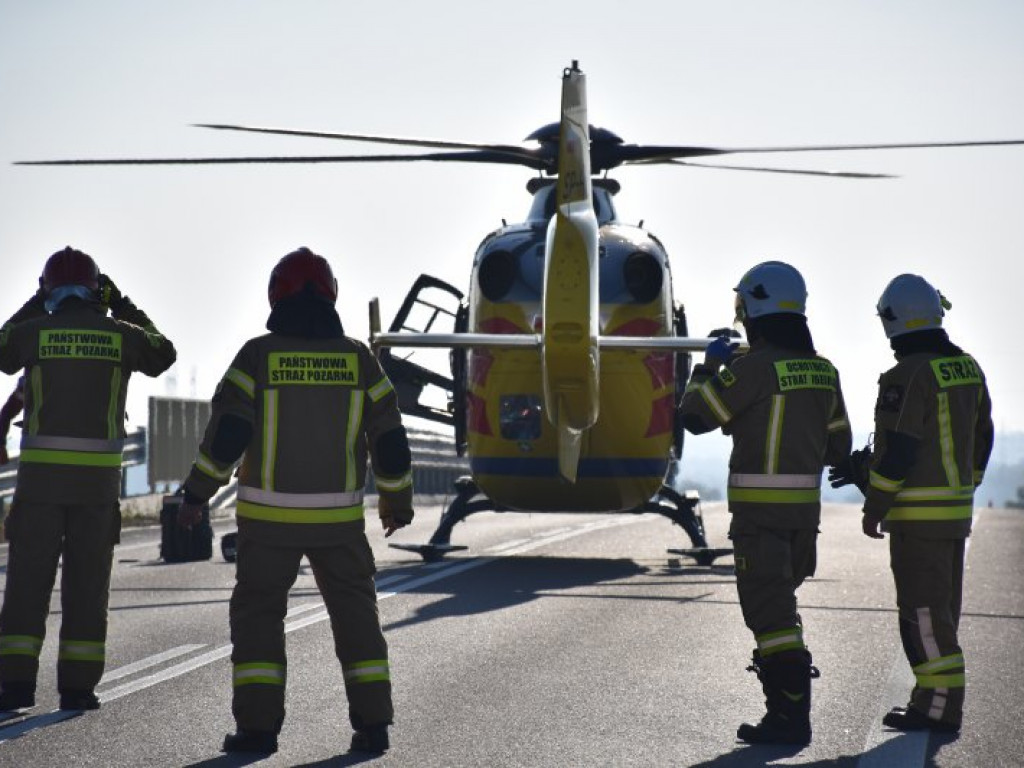 Wypadek na DK9 w Chmielowie - nowe zdjęcia i nagranie wideo z miejsca zdarzenia
