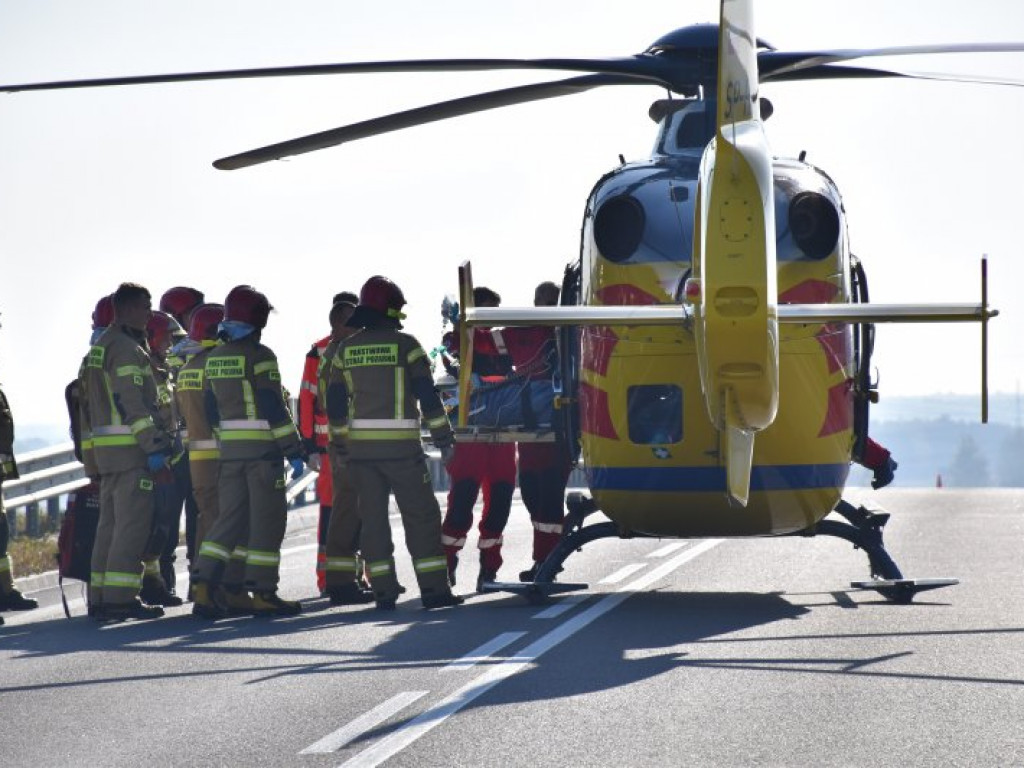 Wypadek na DK9 w Chmielowie - nowe zdjęcia i nagranie wideo z miejsca zdarzenia