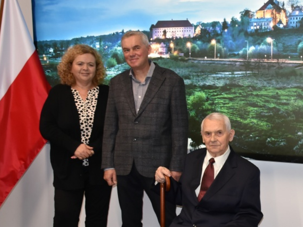 Najwyższe odznaczenie dla 90-letniego druha z powiatu sandomierskiego