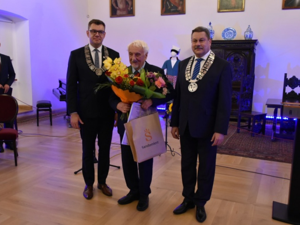Honorowe  obywatelstwa dla tych, którzy ukochali Sandomierz [zdjęcia]