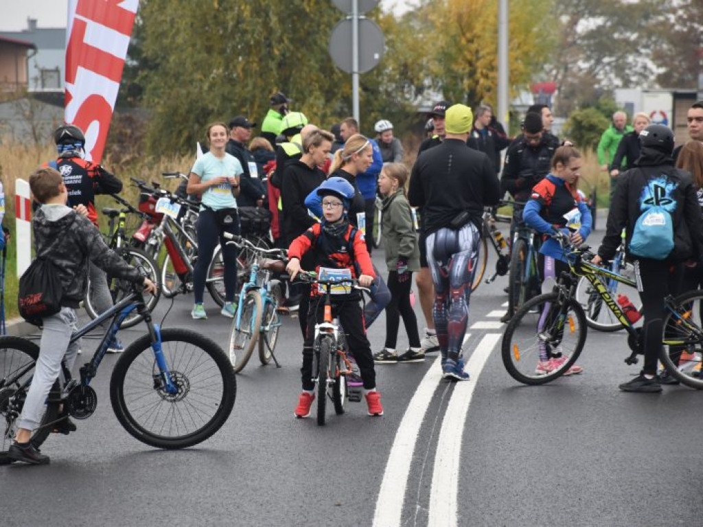 Ponad 200 osób ścigało się obwodnicą Tarnobrzega [zdjęcia]