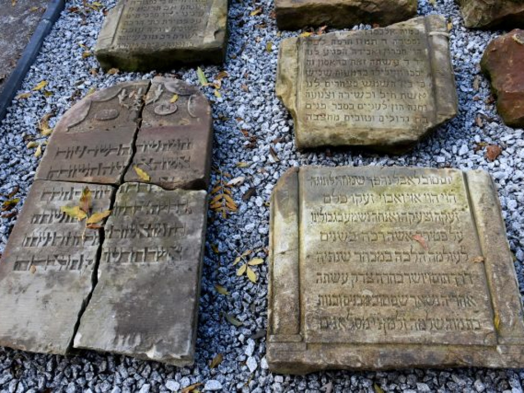 Oddali cześć swoim przodkom, ofiarom Holokaustu. Uroczystości w Opatowie [zdjęcia]