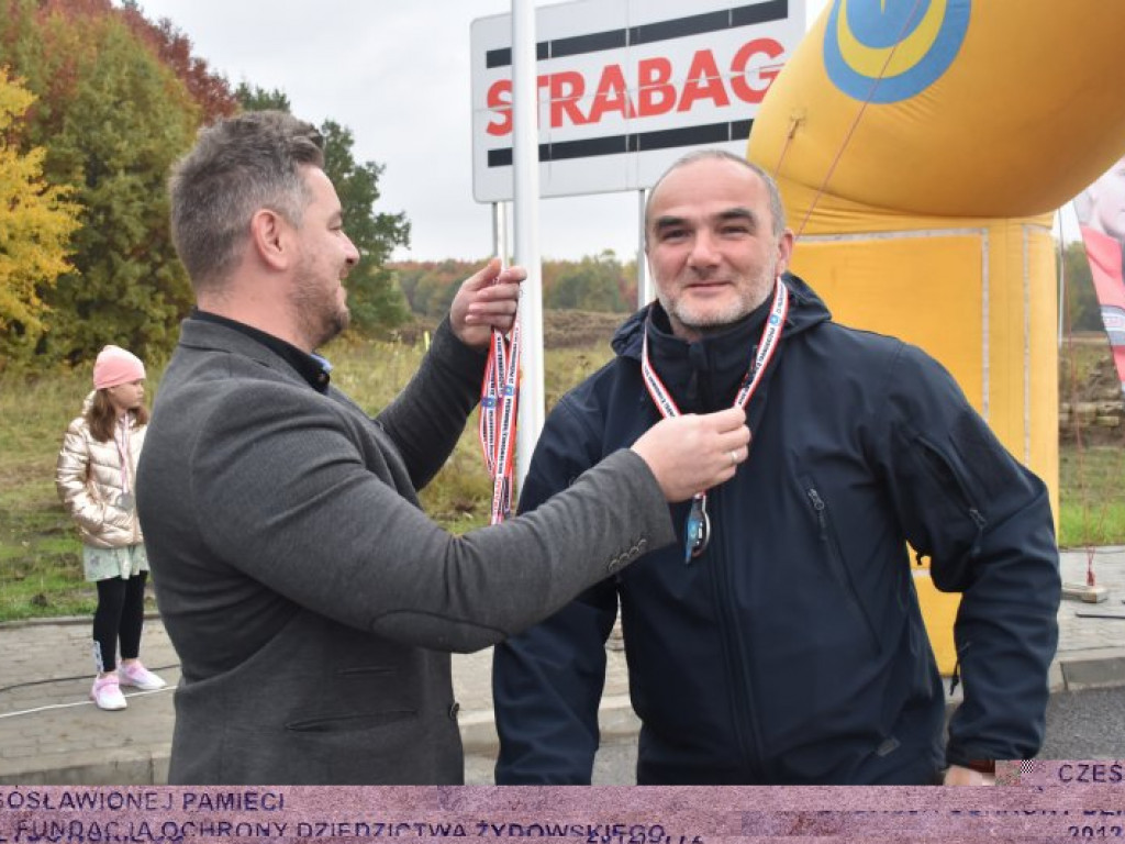 Oddali cześć swoim przodkom, ofiarom Holokaustu. Uroczystości w Opatowie [zdjęcia]