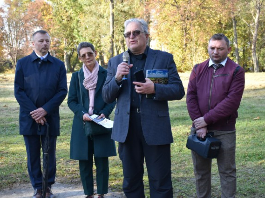 Oddali cześć swoim przodkom, ofiarom Holokaustu. Uroczystości w Opatowie [zdjęcia]