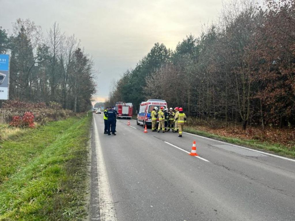 Motocyklista zderzył się z sarną. Wypadek na drodze wojewódzkiej w gminie Baranów Sandomierski! [zdjęcia]