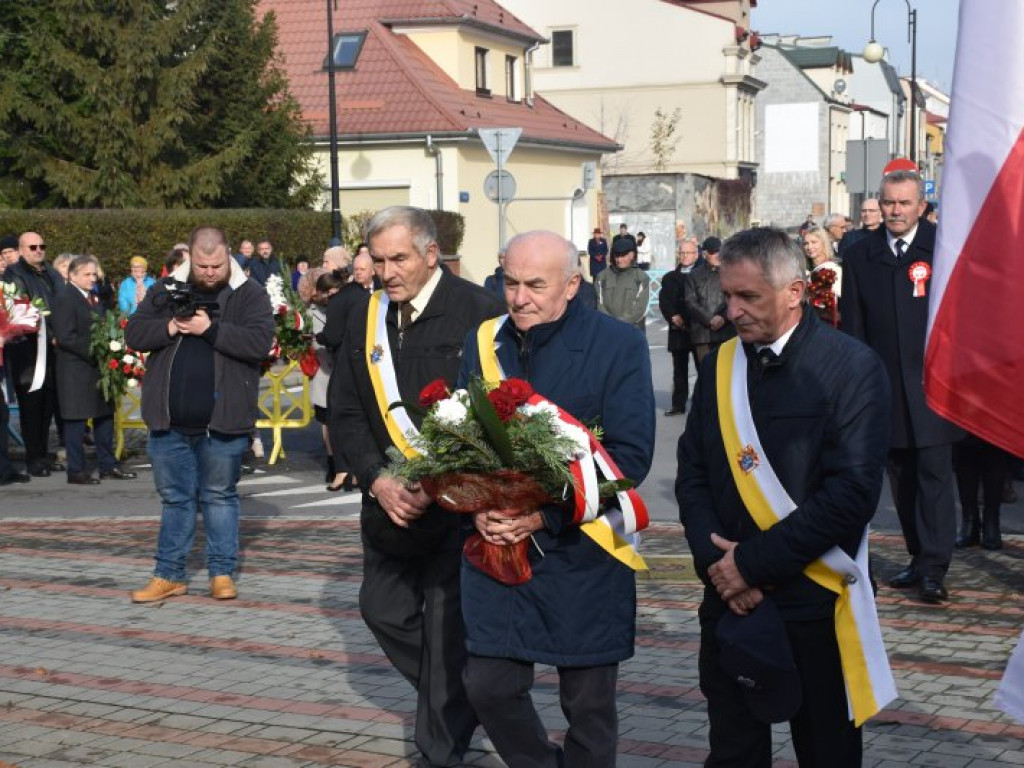 W Tarnobrzegu uczcili 104 rocznicę odzyskania niepodległości [zdjęcia]