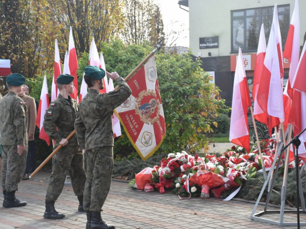 W Tarnobrzegu uczcili 104 rocznicę odzyskania niepodległości [zdjęcia]