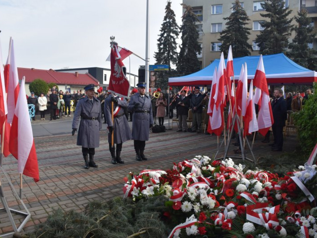 W Tarnobrzegu uczcili 104 rocznicę odzyskania niepodległości [zdjęcia]