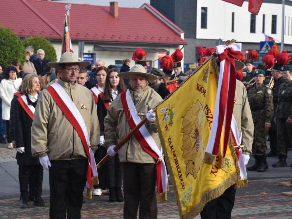 W Tarnobrzegu uczcili 104 rocznicę odzyskania niepodległości [zdjęcia]