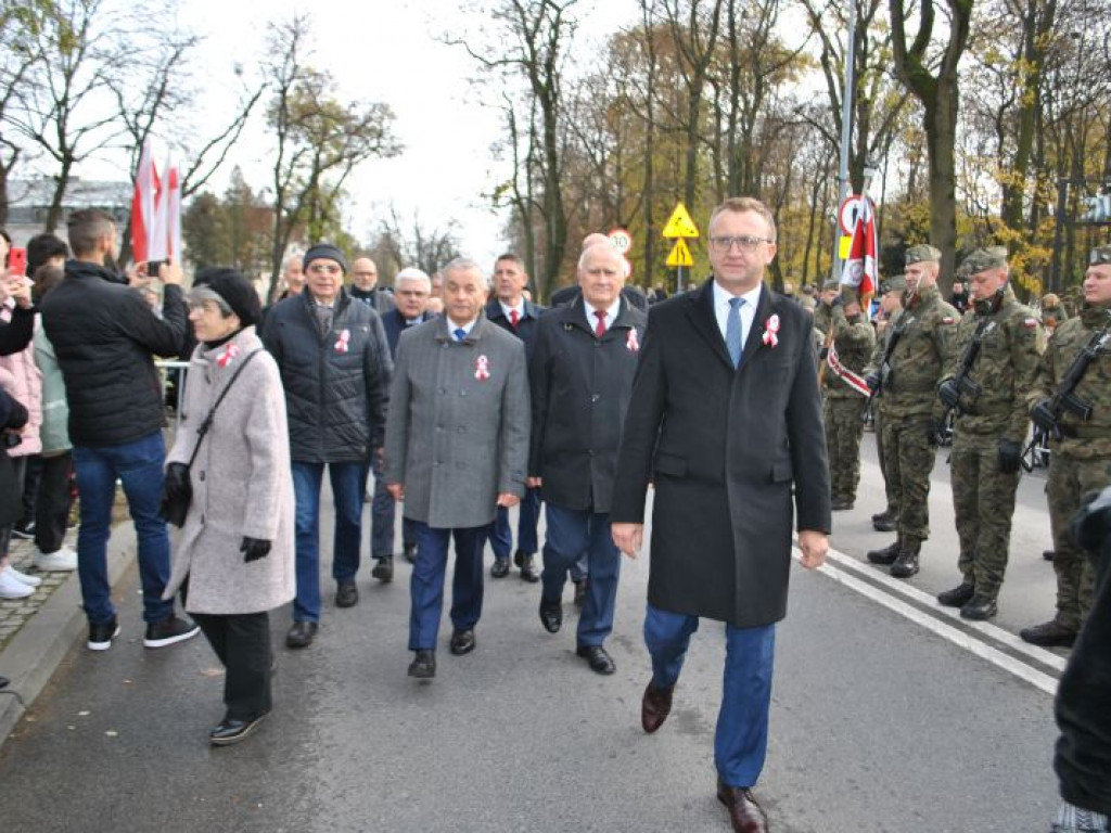 Tłumy sandomierzan uczestniczyły w obchodach Narodowego Święta Niepodległości [zdjęcia] [wideo]