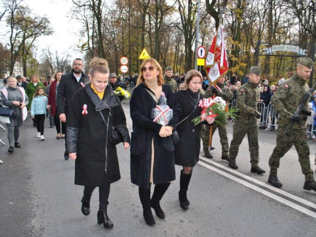 Tłumy sandomierzan uczestniczyły w obchodach Narodowego Święta Niepodległości [zdjęcia] [wideo]