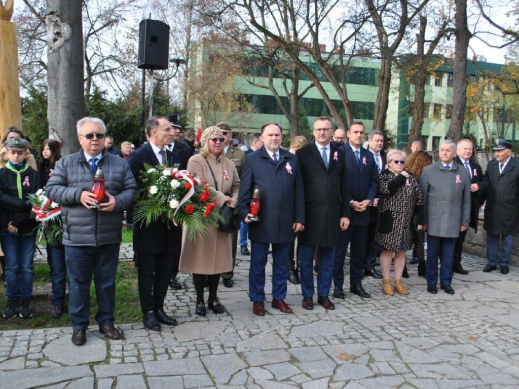 Tłumy sandomierzan uczestniczyły w obchodach Narodowego Święta Niepodległości [zdjęcia] [wideo]