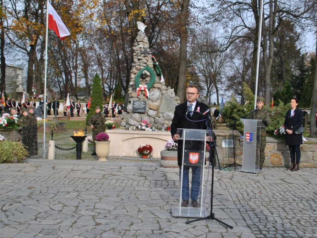 Tłumy sandomierzan uczestniczyły w obchodach Narodowego Święta Niepodległości [zdjęcia] [wideo]