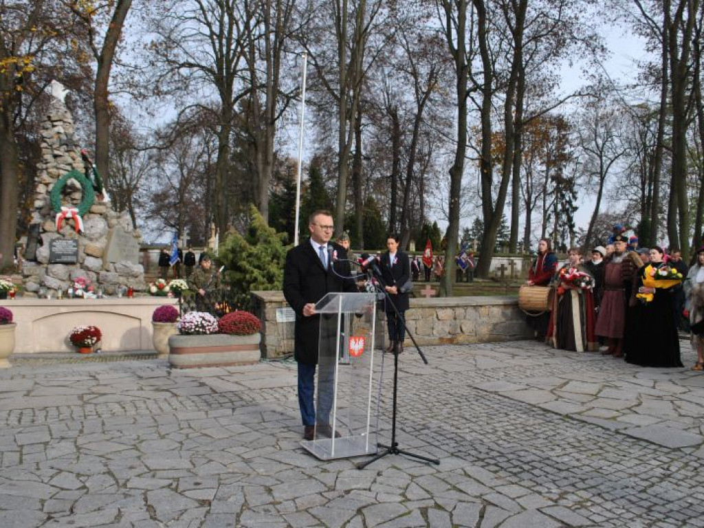 Tłumy sandomierzan uczestniczyły w obchodach Narodowego Święta Niepodległości [zdjęcia] [wideo]