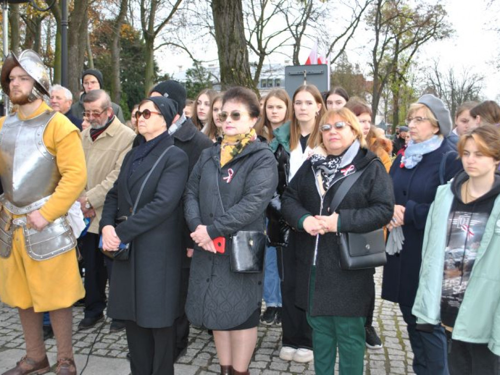 Tłumy sandomierzan uczestniczyły w obchodach Narodowego Święta Niepodległości [zdjęcia] [wideo]