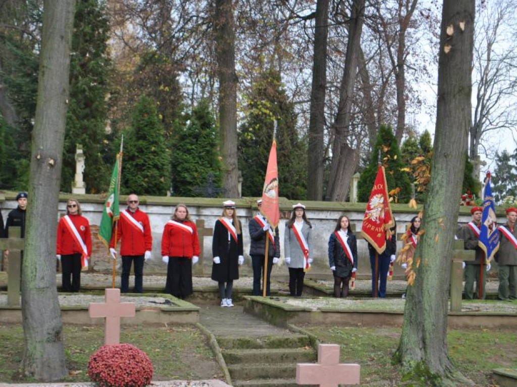 Tłumy sandomierzan uczestniczyły w obchodach Narodowego Święta Niepodległości [zdjęcia] [wideo]