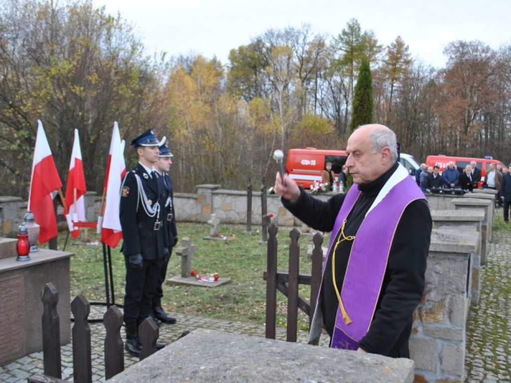 Uroczystości na cmentarzu legionistów w Górach Pęchowskich. Spoczywa tam wielu bohaterów walk o niepodległość [zdjęcia]