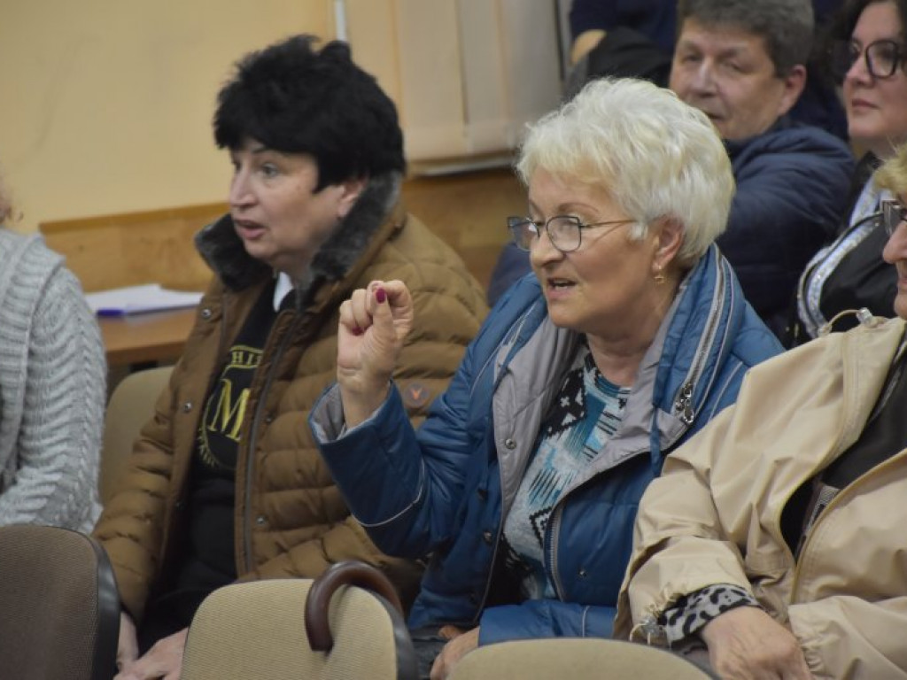 Znajdą inną lokalizację dla masztu sieci Play na tarnobrzeskim osiedlu Zakrzów? [zdjęcia]