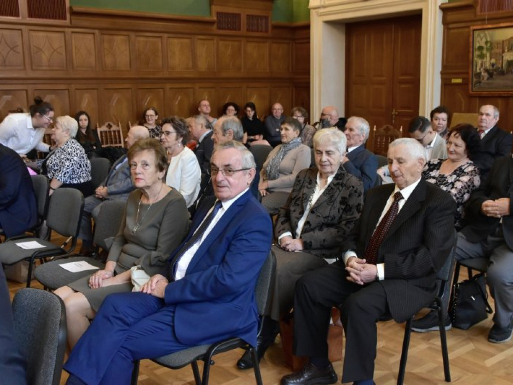 Złote gody w Tarnobrzegu. 15 par świętowało małżeńskie jubileusze [zdjęcia]
