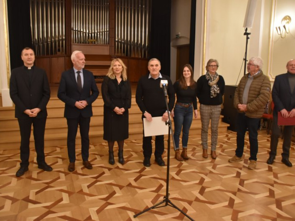 Francusko-tarnobrzeska pomoc dla Polaków na Ukrainie [zdjęcia]