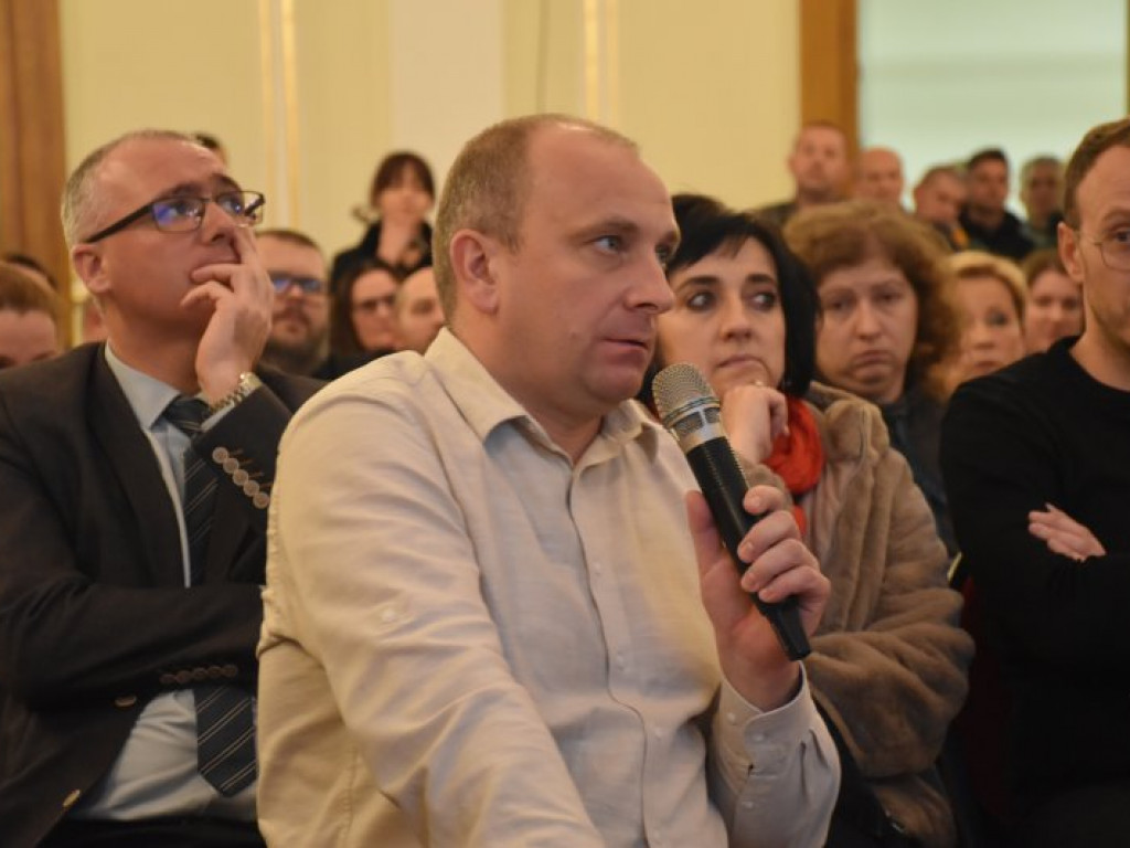 Podwyżki czynszów w Tarnobrzeskim Towarzystwie Budownictwa Społecznego. Emocje na spotkaniu mieszkańców z władzami miasta i spółki [zdjęcia]