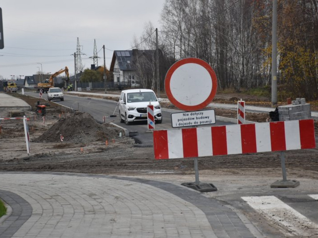 W Gorzycach oddali do użytku bardzo potrzebną drogę [zdjęcia]