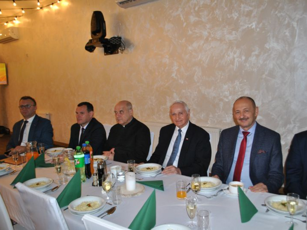 Ponad 20 par małżeńskich z gminy Klimontów świętuje jubileusz złotych godów [zdjęcia]
