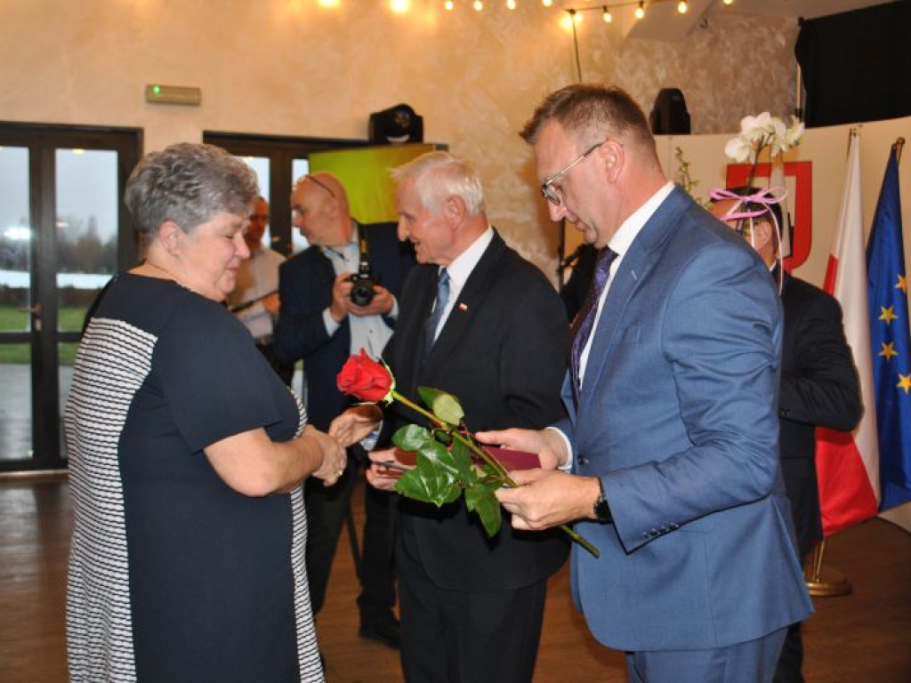 Ponad 20 par małżeńskich z gminy Klimontów świętuje jubileusz złotych godów [zdjęcia]