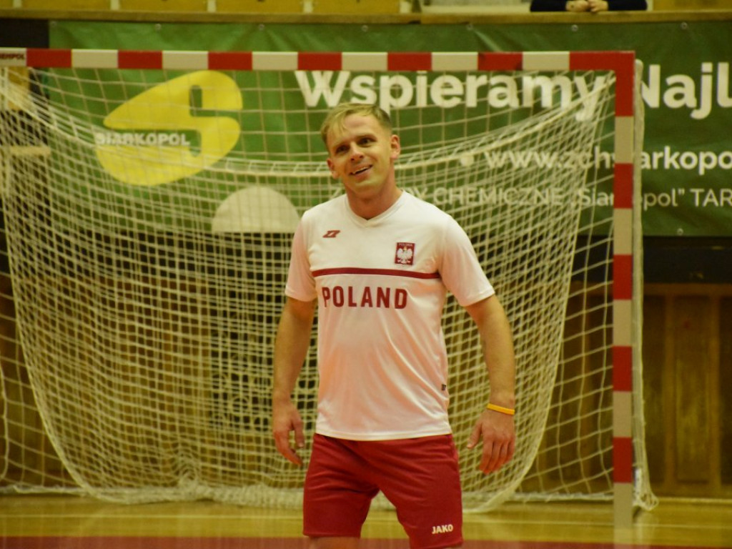 Gry, zabawy, prezenty i spotkanie z gwiazdą - tak wyglądały Siarkowe Mikołajki [zdjęcia][wideo]