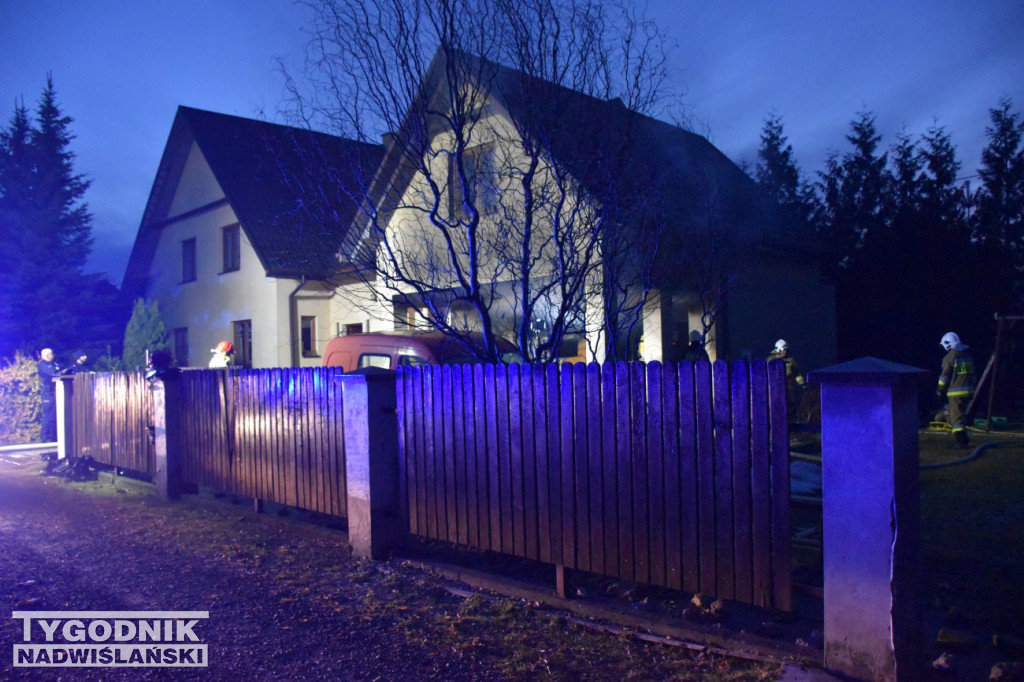 Pożar na os. Mokrzyszów w Tarnobrzegu