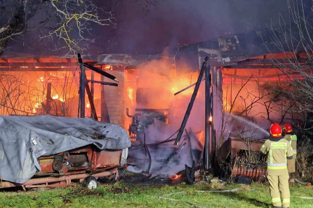 Pożar w Oględowie pod Staszowem