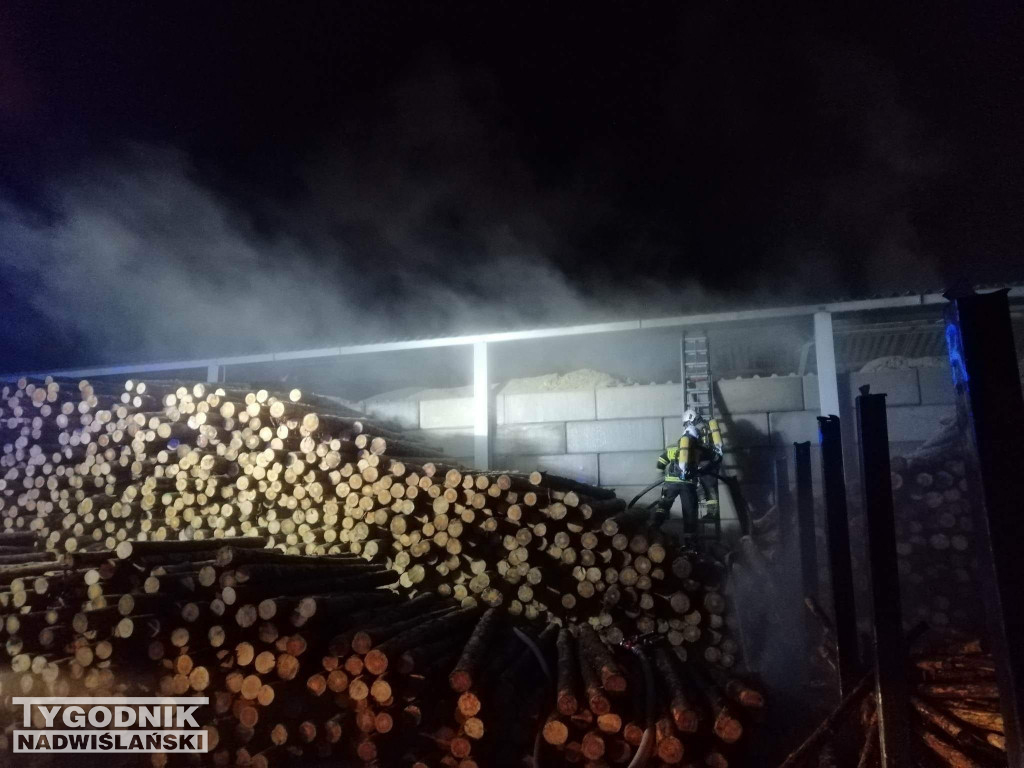 Pożar tartaku w powiecie stalowowolskim