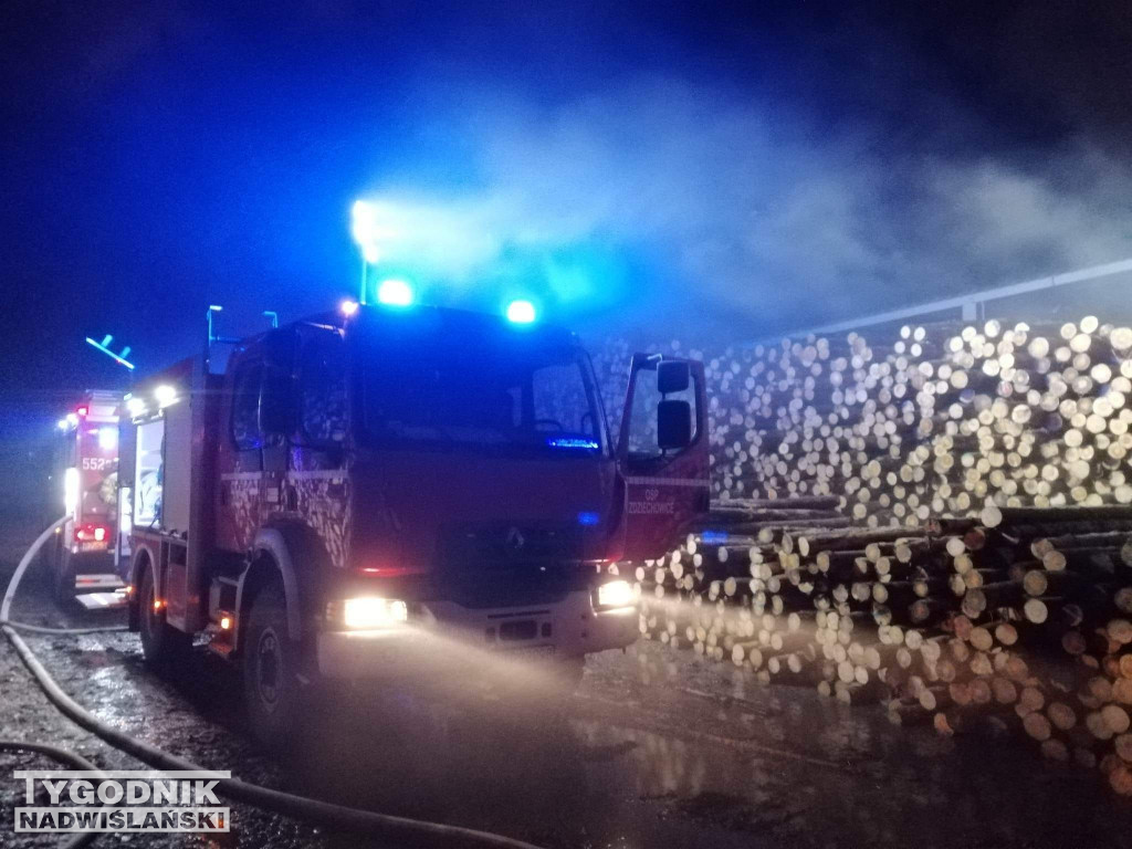 Pożar tartaku w powiecie stalowowolskim