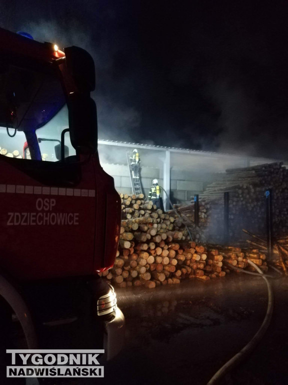 Pożar tartaku w powiecie stalowowolskim