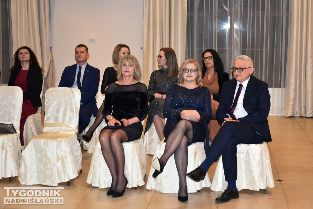Studniówka uczniów sandomierskiej 