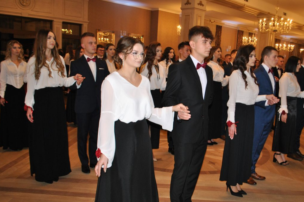 Studniówka LO im. S. Wyszyńskiego w Staszowie 2023