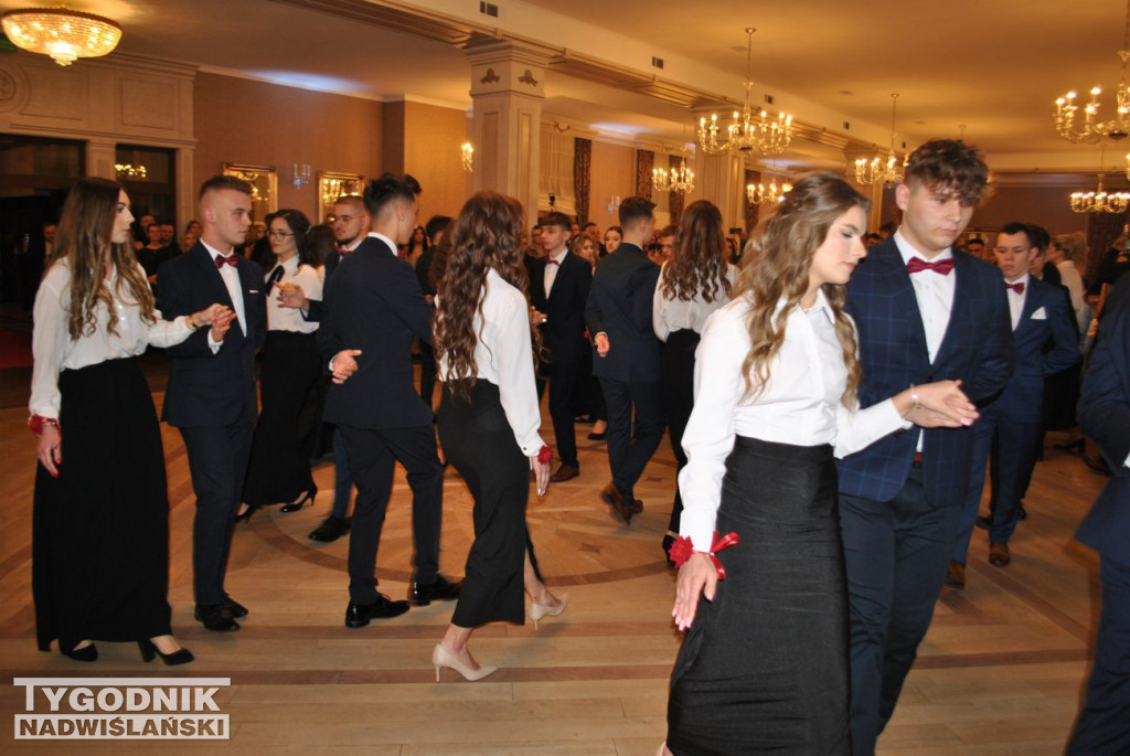 Studniówka LO im. S. Wyszyńskiego w Staszowie 2023