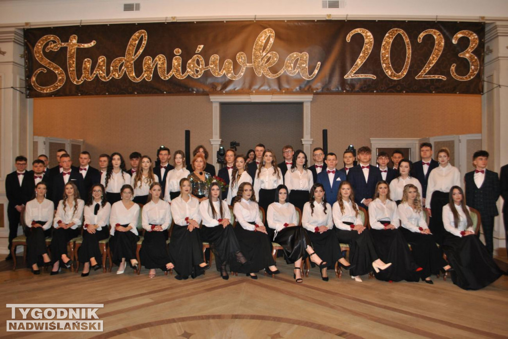 Studniówka LO im. S. Wyszyńskiego w Staszowie 2023