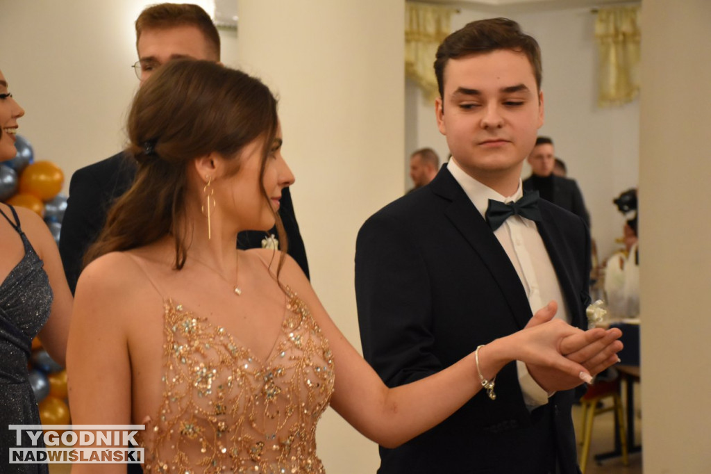 Studniówka LO w Tarnobrzegu część 1