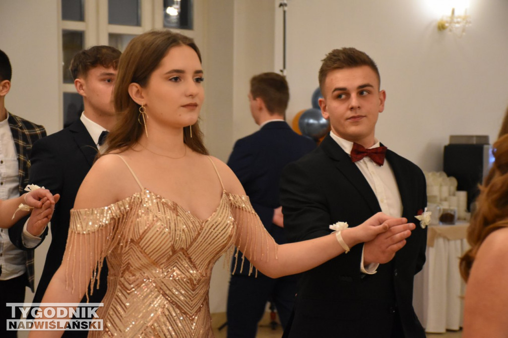 Studniówka LO w Tarnobrzegu część 1