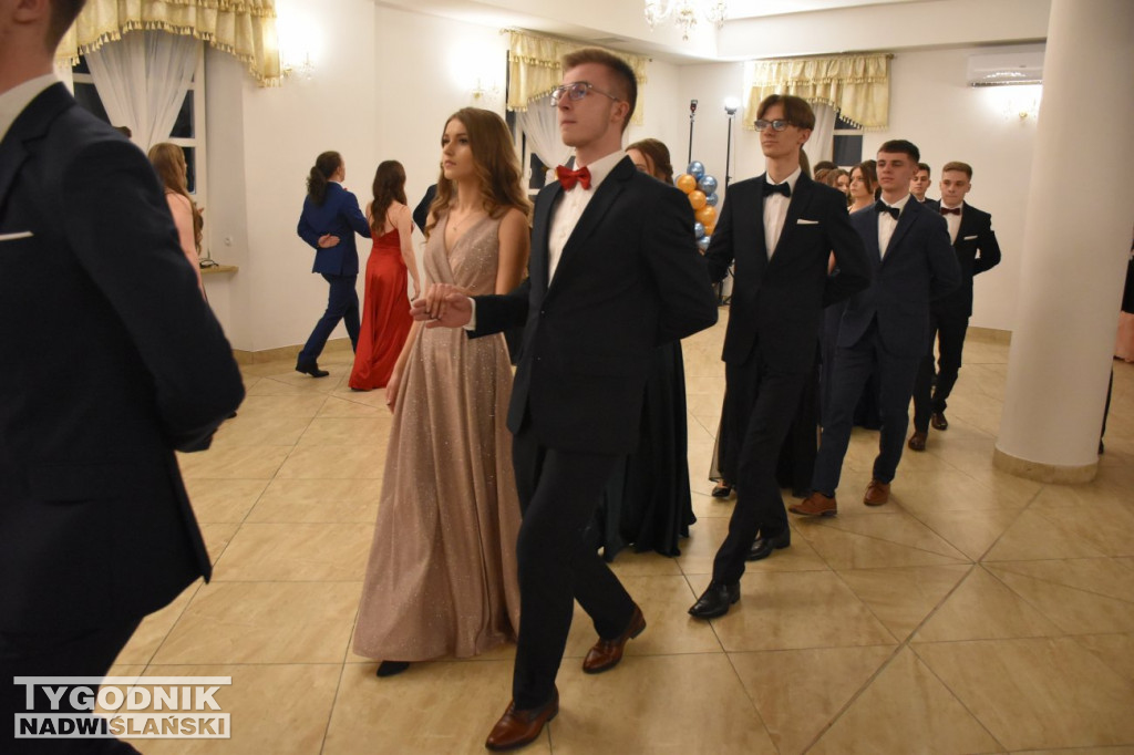 Studniówka LO w Tarnobrzegu część 1