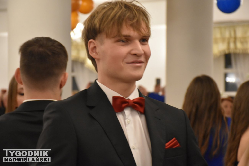 Studniówka LO w Tarnobrzegu część 1