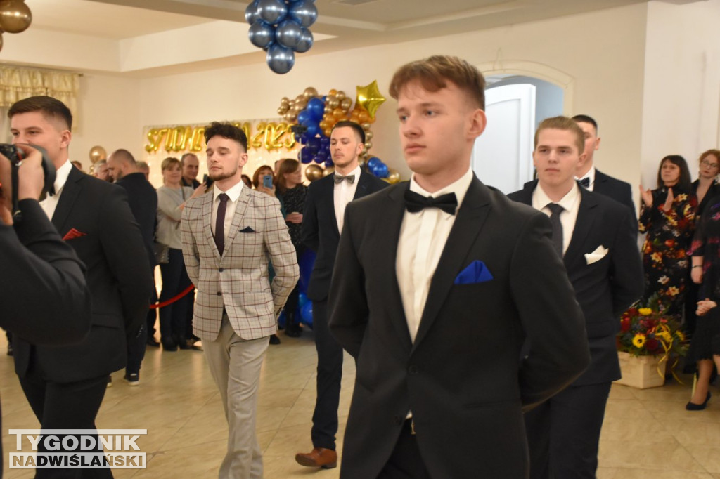 Studniówka LO w Tarnobrzegu część 1