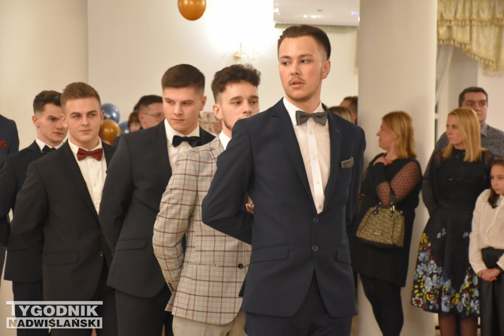 Studniówka LO w Tarnobrzegu część 1